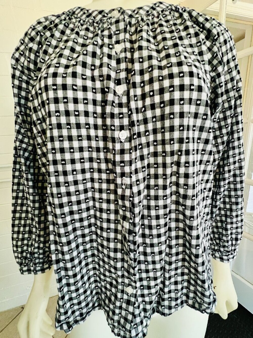 Ann Taylor Factory Petite LP Black White Gingham Floral Cotton Blouse